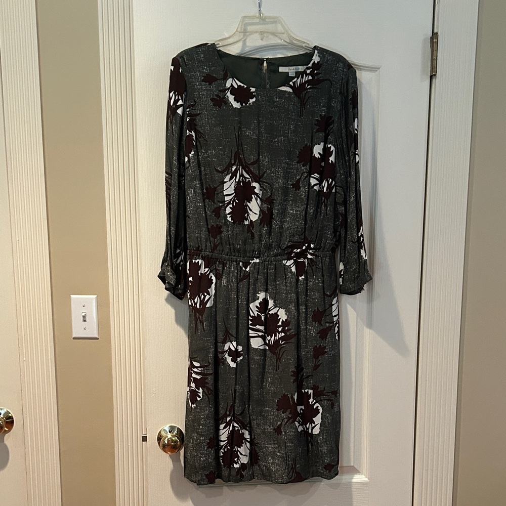 Elegant Green and Brown Floral Dress